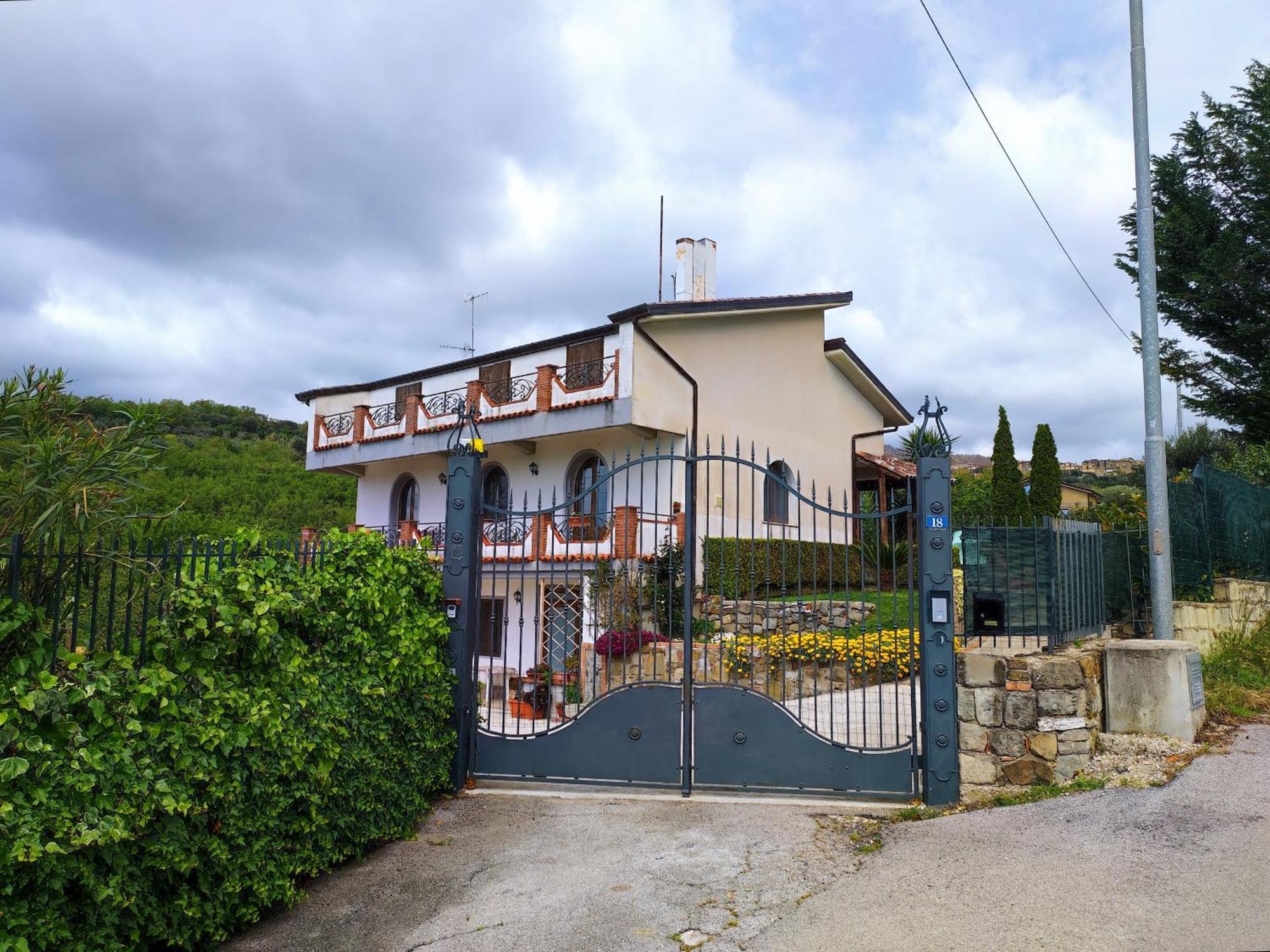 Ruggiero "Casa Vacanze" Вало дела Луканиа Екстериор снимка
